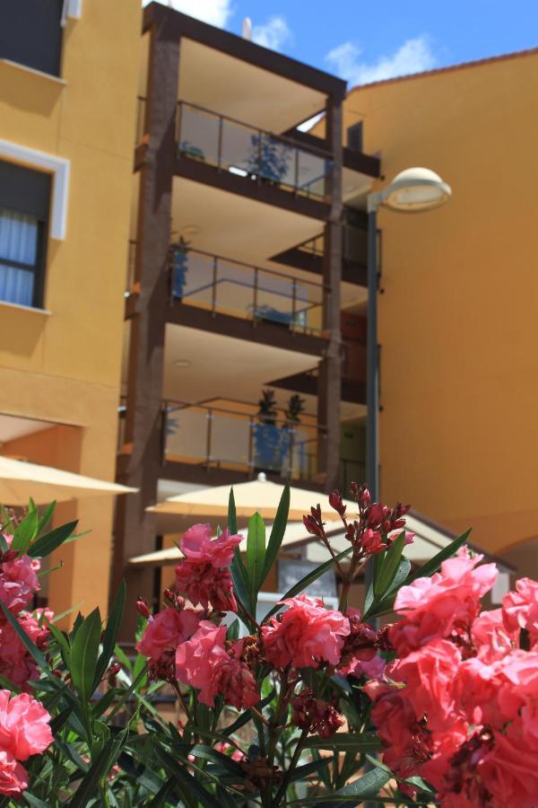 Spacious With Large Private Garden In Mar Palm-mar