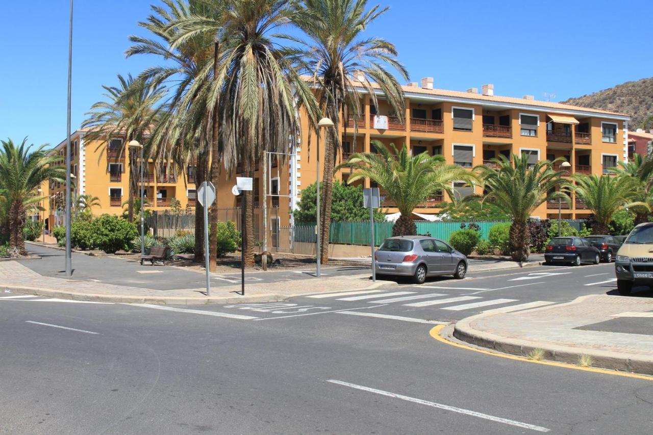 Spacious With Large Private Garden In Mar Apartment Palm-mar